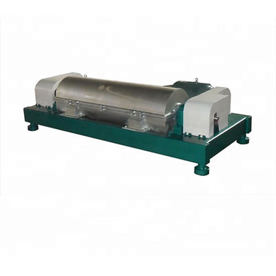 4-90KW TPLW 3 Phase Sludge Dewatering Decanter Centrifuge for Oil Waste Water on Farms