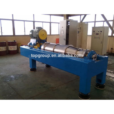 4-90KW TPLW 3 Phase Sludge Dewatering Decanter Centrifuge for Oil Waste Water on Farms